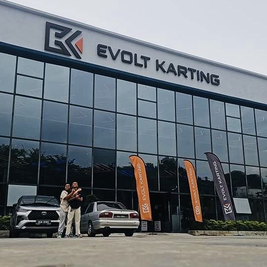 Racing Memories: EVOLT KARTING Revs Up the Fun!