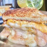 ホットサンドが美味しい名古屋カフェ🥪