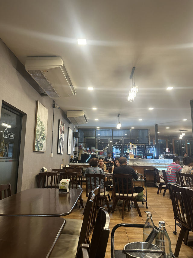 ร้านอาหารบ้านนำพร นครพนม สำหรับครอบครัว