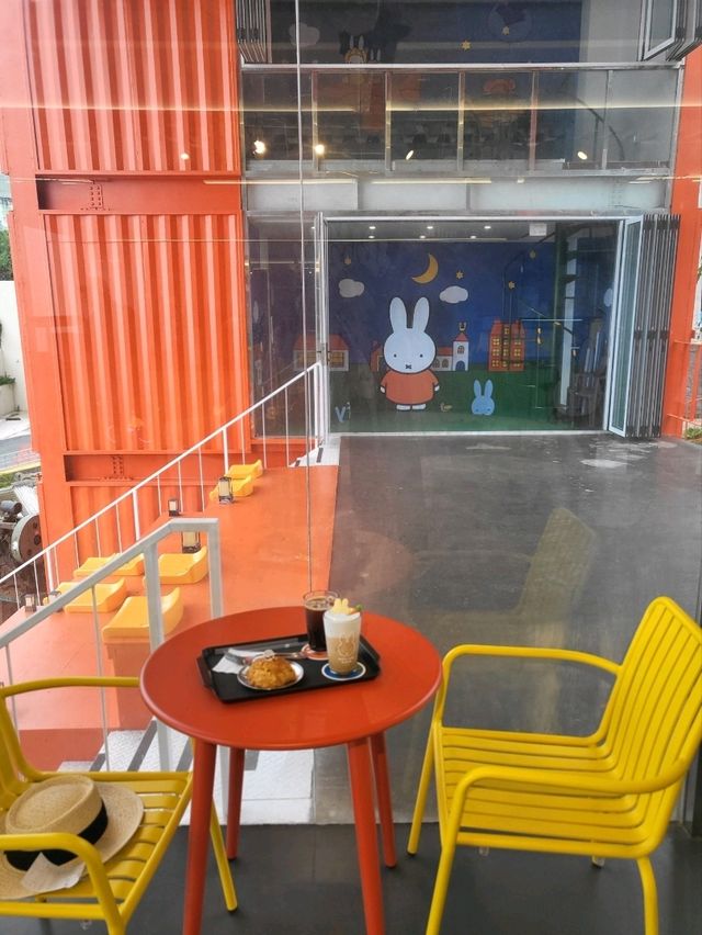영도에서 가장 귀여운 카페는 여기