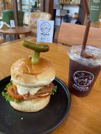 Montra Cafe by ไร่วังบอน