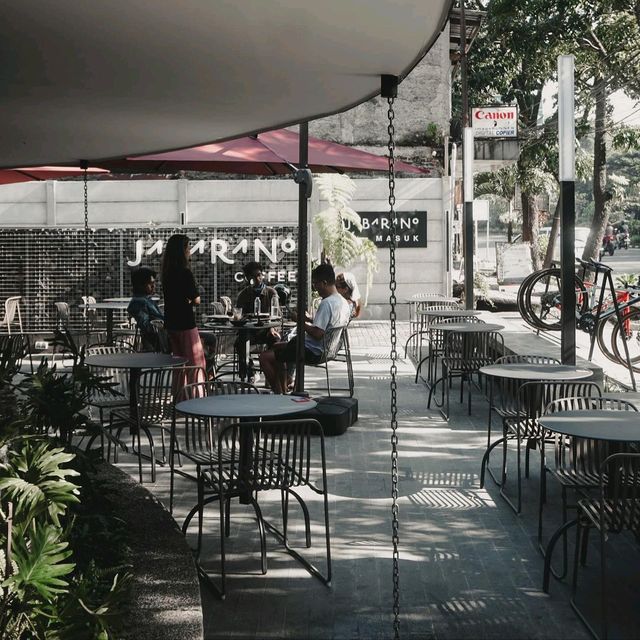 JABARANO COFFEE | IT'A SUITABLE FOR VARIOUS ACTIVITIES STARTING FROM HANGING OUT ANF WFH