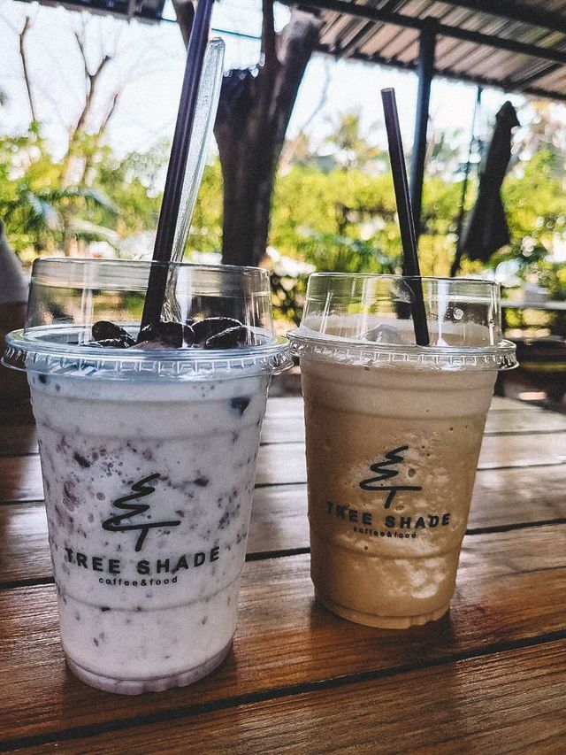 คาเฟ่วิวเขียวขจี@ดำเนินสะดวก ราชบุรี