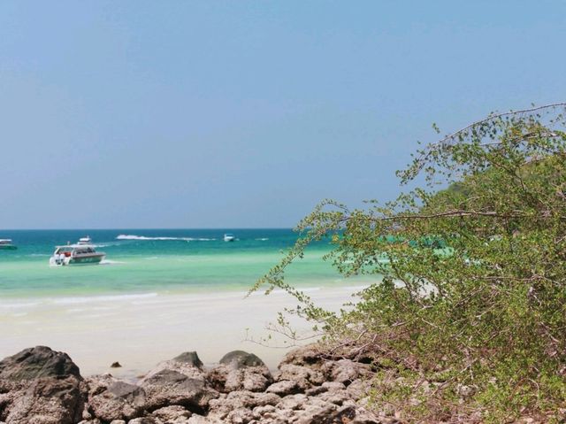 เที่ยวหาดเทียนเกาะล้าน