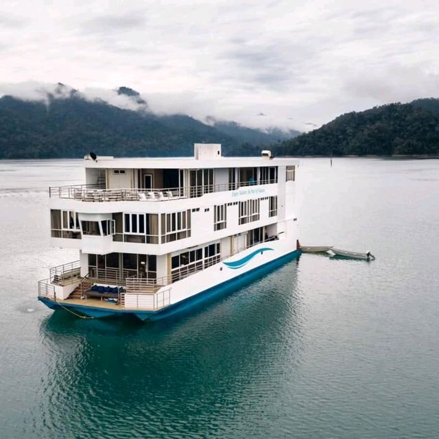 Serenity Awaits: Summer Cruise on Kenyir Lake