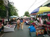 ถนนคนเดินท่าแพ..ถนนคนเดินที่ใหญ่ที่สุดในเชียงใหม่