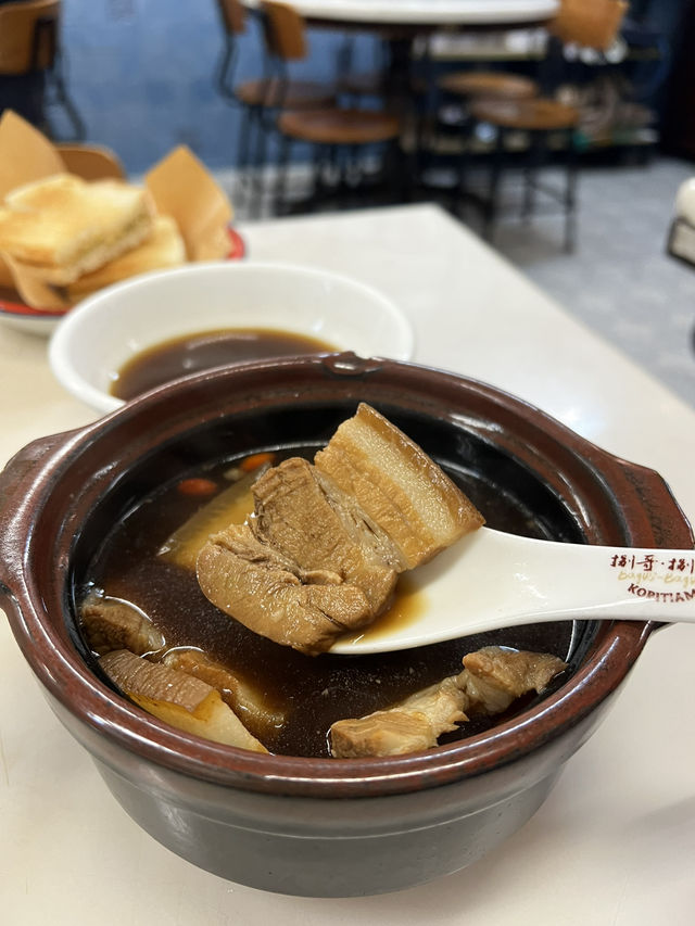 深水埗馬拉茶啡廳，價格優惠