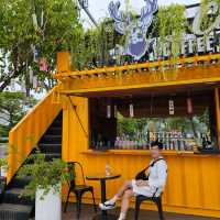 ร้านกาแฟริมแม่น้ำฮันในดานัง