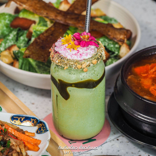 Nature’s charm ร้านวีแกนสุขุมวิท