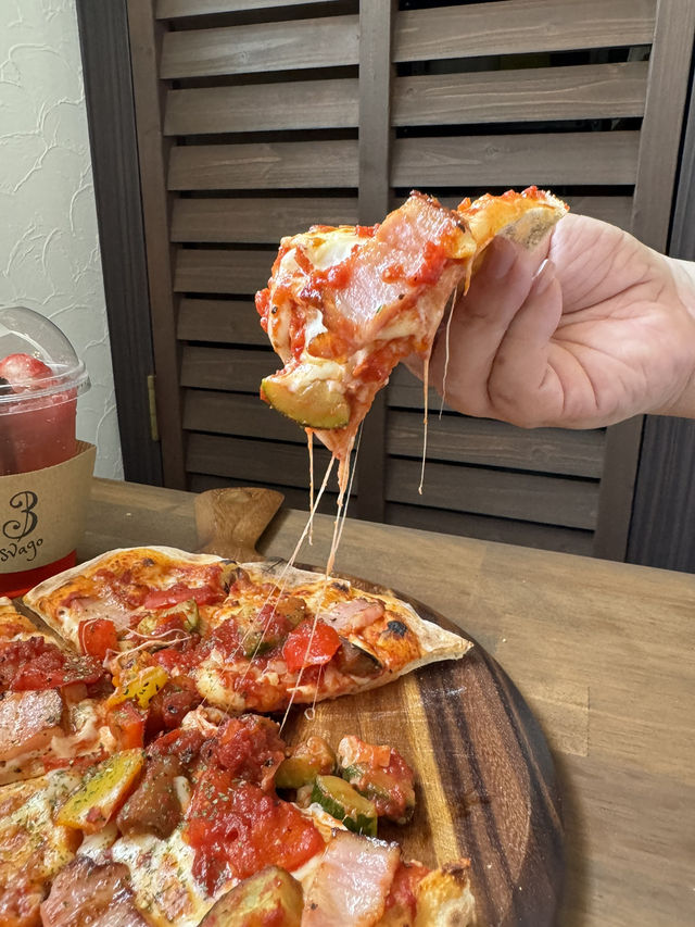 【福岡カフェ】土日しか開かないカフェ✨️ピザ窯で焼くピザがおすすめ🍕