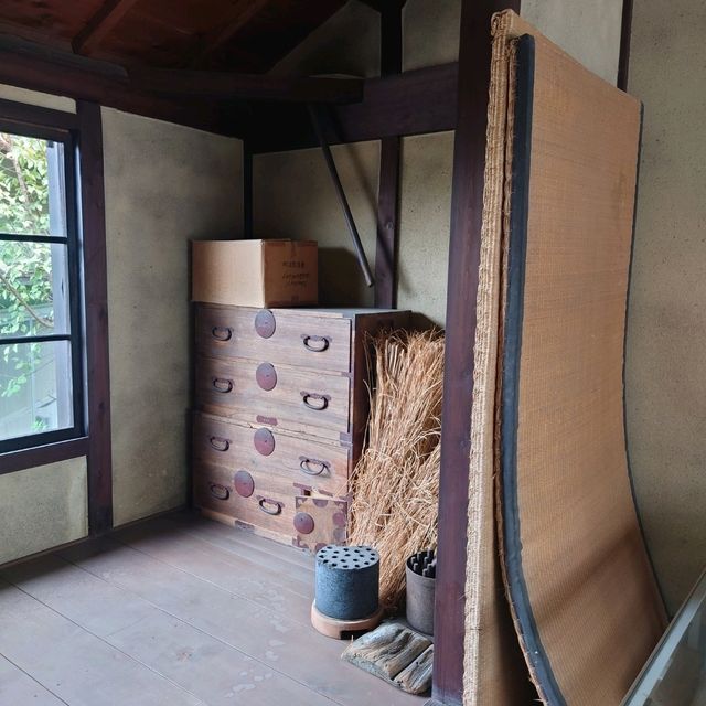 ごんぎつね童話作家「新美南吉の生家」