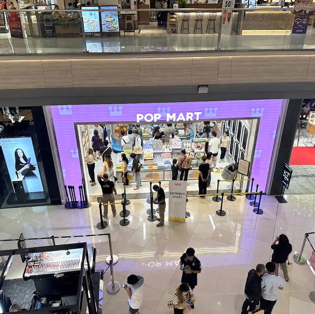 Pop Mart : Mega Bangna