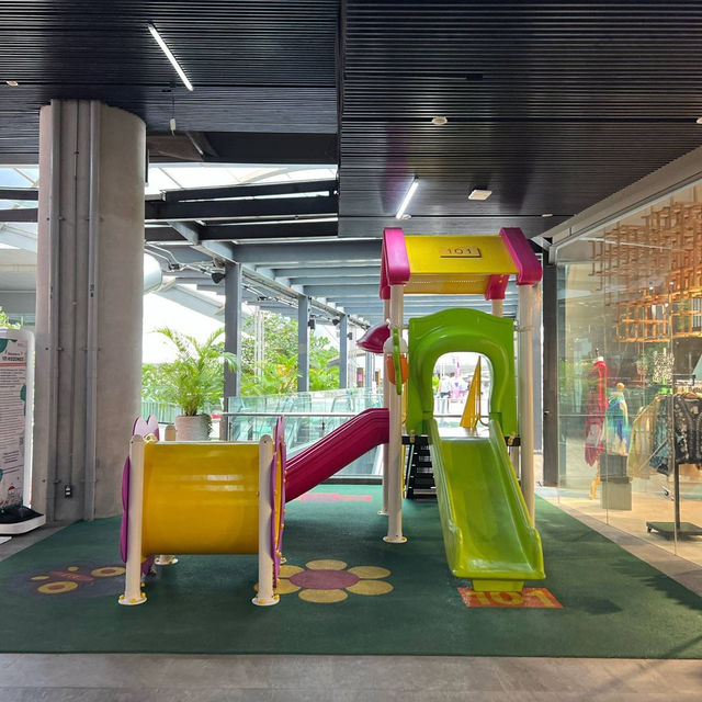 ไปเดินเล่นที่ True digital park 🏬