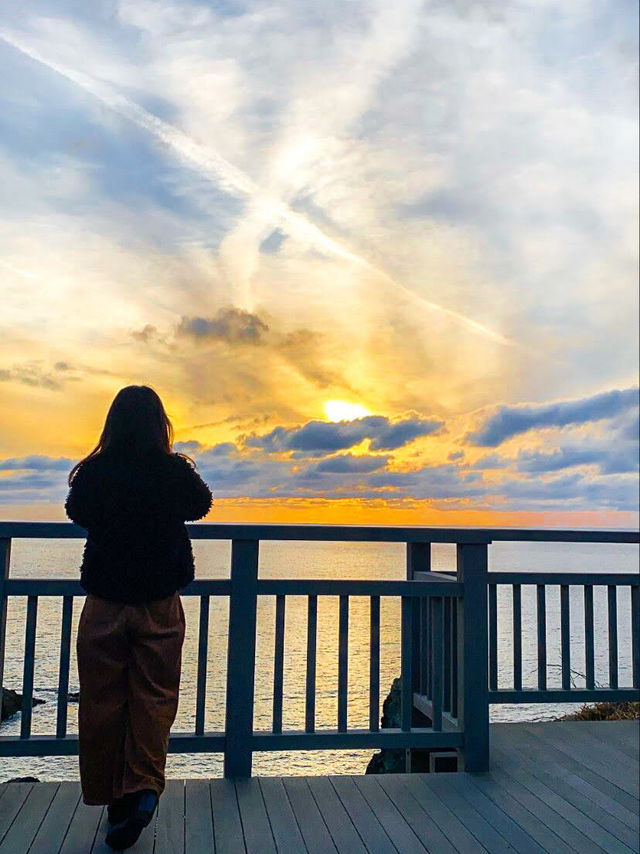 【静岡🇯🇵】地平線へ沈んでいく夕日を眺める休日