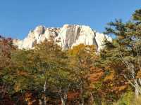 An autumn viewing hiking adventure at Ulsanbawi near Seoraksan