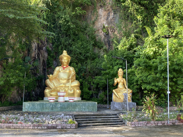ศาลเจ้าเปากง จังหวัดตรัง ⛩️