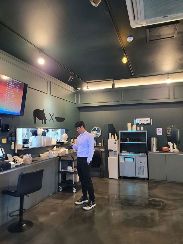 퀄리티좋은 육회와 연어를 맛볼수 있는곳🧡
