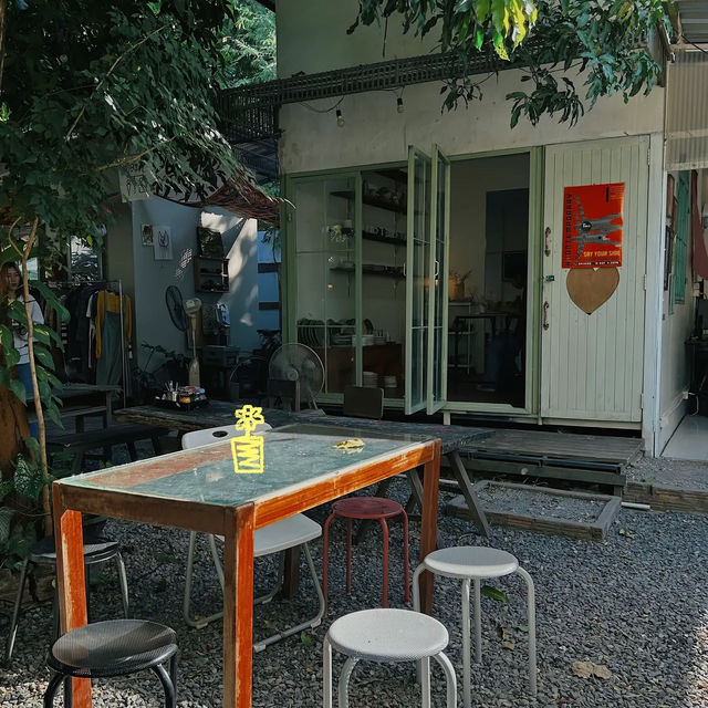 COLUMBO CRAFT VILLAGE