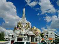 พาคุณพ่อ..ไหว้ศาลหลักเมือง