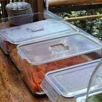 บ้านธารกล่อม 