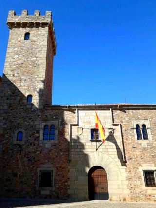 Renovated 18th-century Renaissance palace