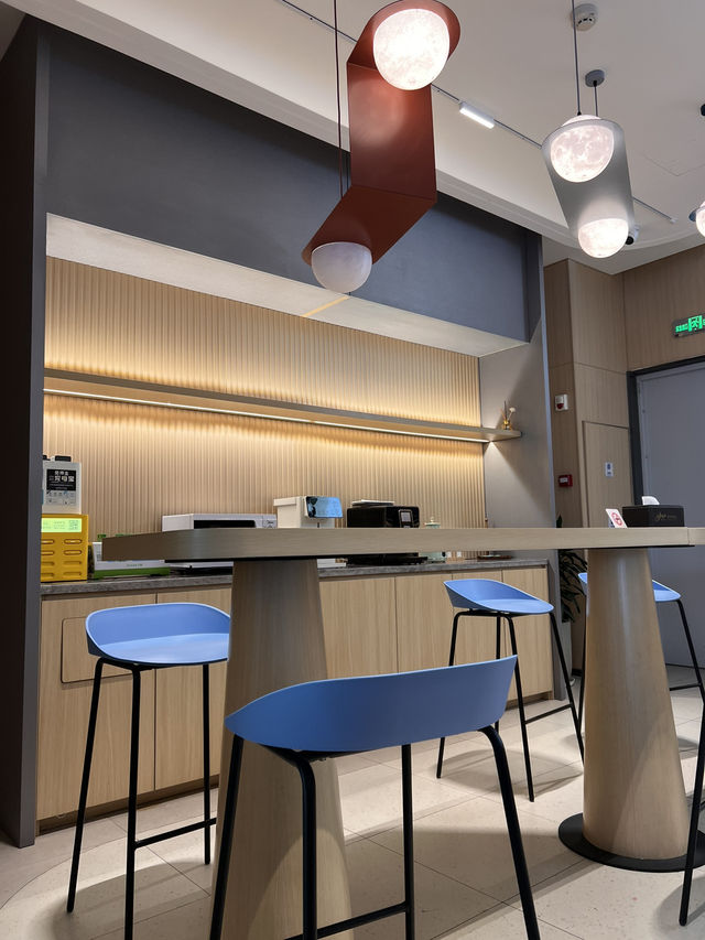 พักที่นี้โคตรจะดี Home Inn Ningbo Tianyi Plaza 🤩