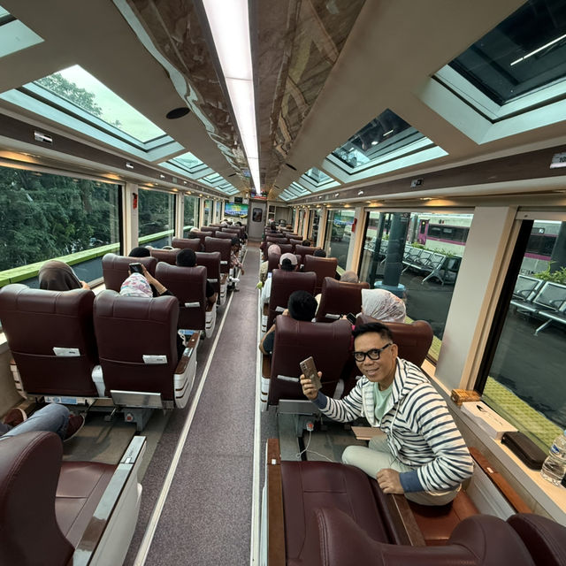 Short trip to Papandayan Mountain in Garut via Bandung with Panoramic Train 