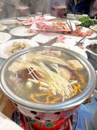 著住羽絨食冰宮火鍋 (最後一張一定要睇🤣🤣)