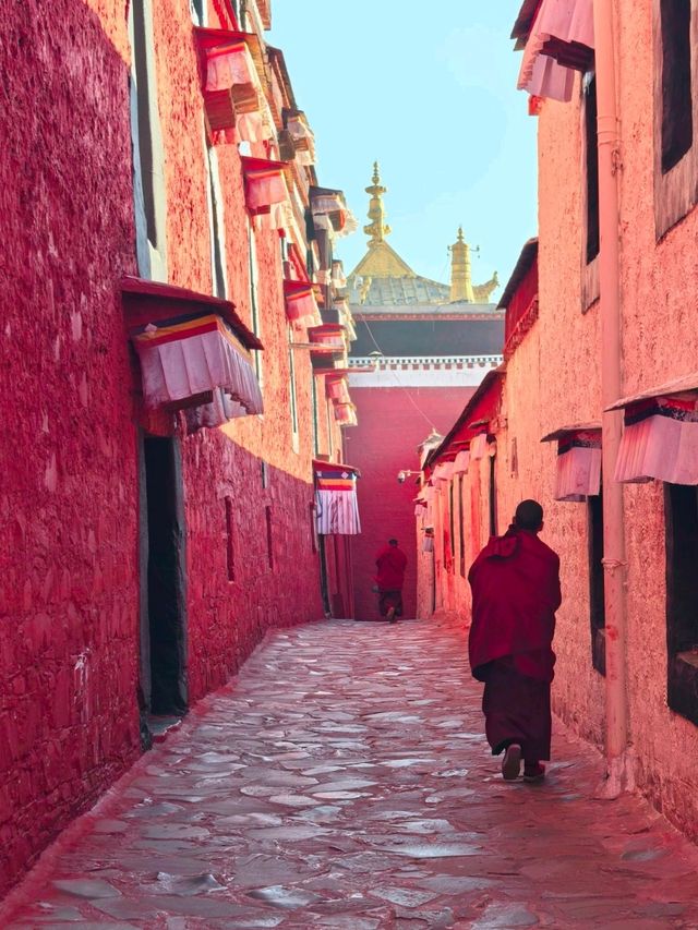Tashilunpo Monastery in Shigatse