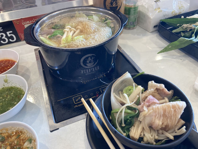 กินบุฟเฟต์สไตล์คนโสด ‘หมานสุกี้’ กินบุฟเฟต์สไตล์คนโสด ‘หมานสุกี้’