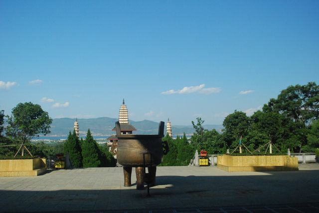 Three Pagodas of Dali