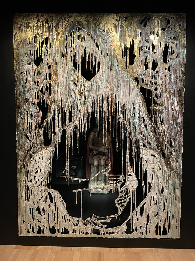 🇦🇺 Lost in a Kaleidoscope: A Journey Through the NGV