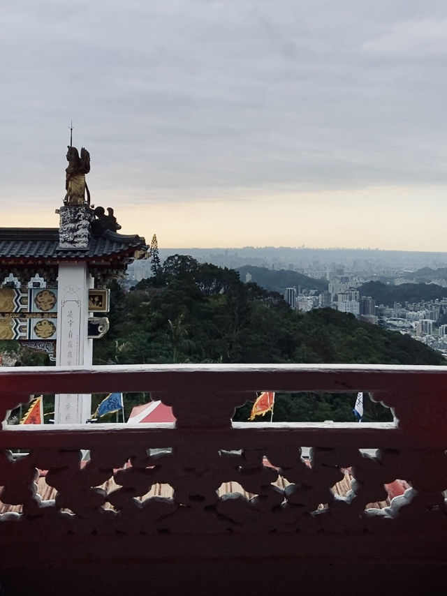 指南宮凌霄寶殿-祈福、踏青與美景共存的聖地