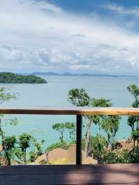 Starbucks @ Sinae Phuket – คาเฟ่วิวทะเลสุดชิล