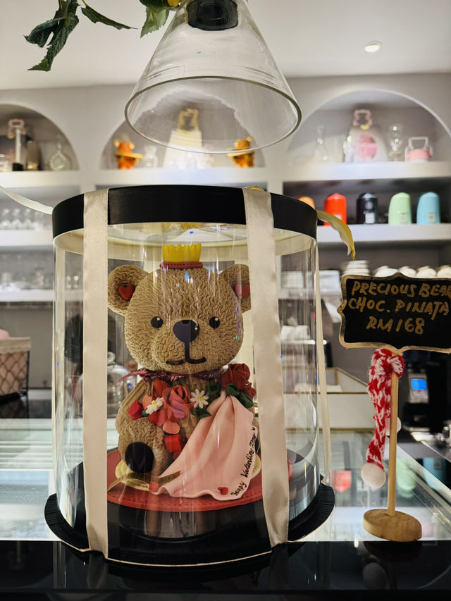 Indulge in a High Tea Experience Fit for Royalty Indulge in a High Tea Experience Fit for Royalty