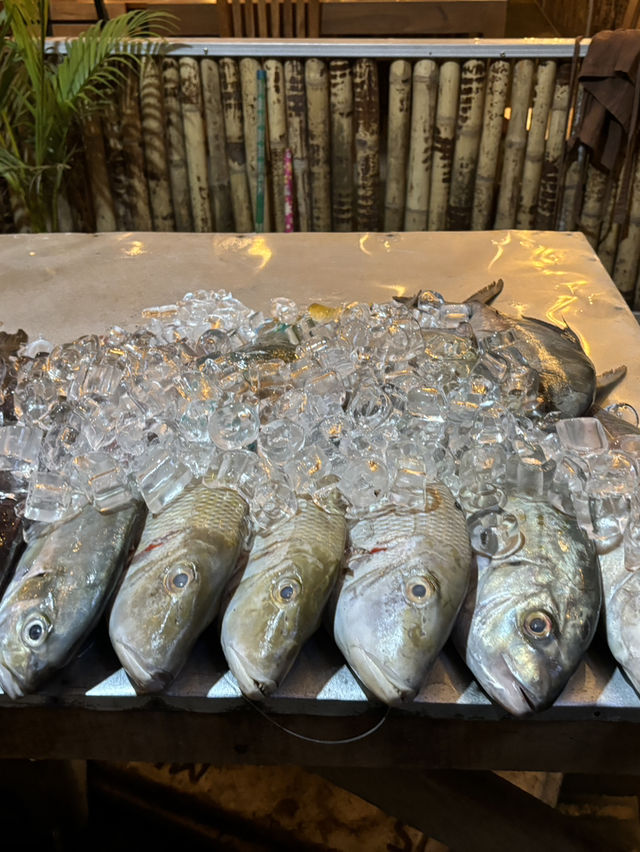 Fresh from the Ocean – Dinner at Sonya’s Seafood 🦞🔥 