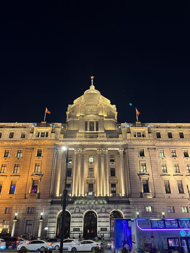 มุมถ่ายรูปสุดฮิต The Bund, Shanghai