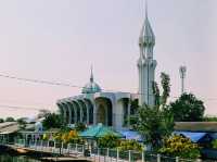泰國曼谷湄南河畔著名歷史古跡清真寺建築景點：Al-Kubror Mosque，阿拉伯文化藝術風格建築，適合打卡拍照📸