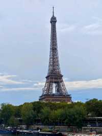 Seine River Stroll: A Sunset into Twilight Journey