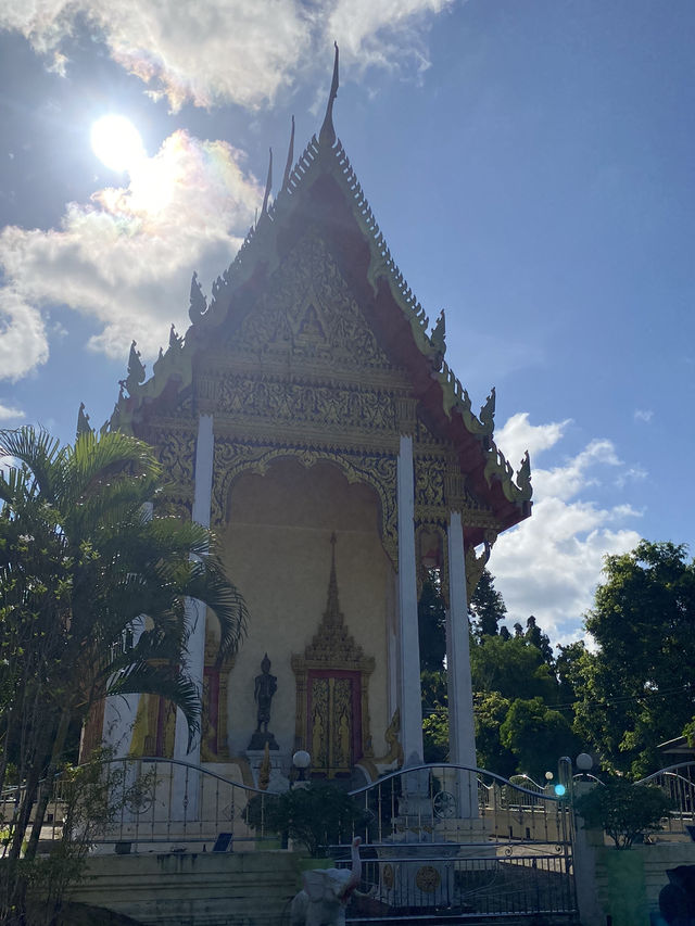 วัดภูเขาทอง จ.พัทลุง 