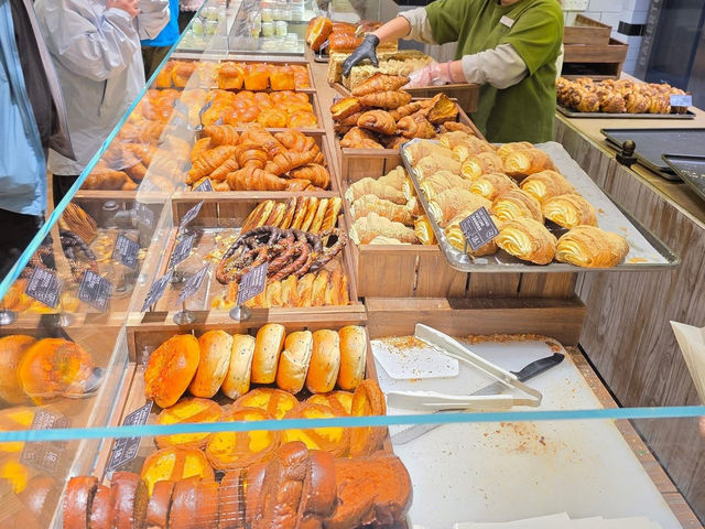 Grand Liz The BakeHouse ร้านขนมปังเซี่ยงไฮ้