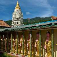 Chinese New Year at Kek Lok Si: When Heaven Meets Earth in a Sea of Light