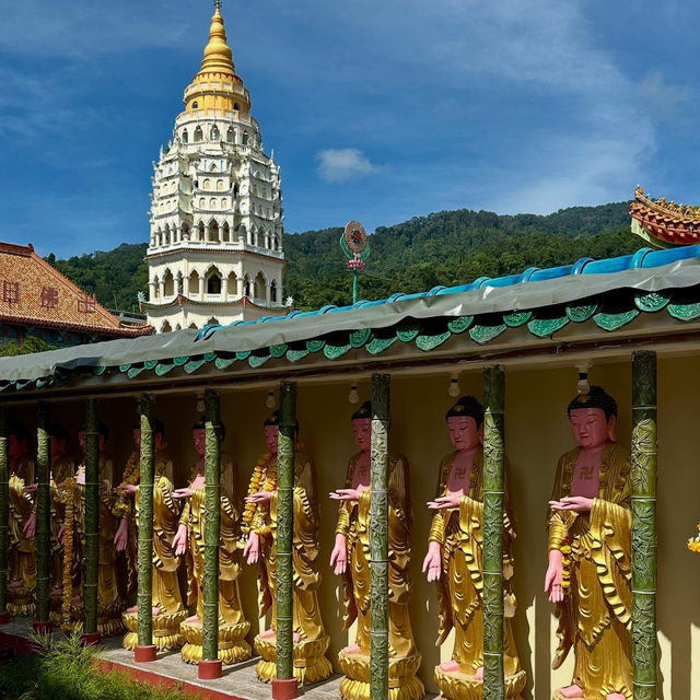 Chinese New Year at Kek Lok Si: When Heaven Meets Earth in a Sea of Light