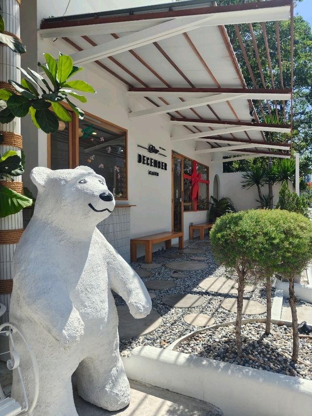 คาเฟ่บรรยากาศดี มุมถ่ายรูปเยอะ ย่านศรีนครินทร์