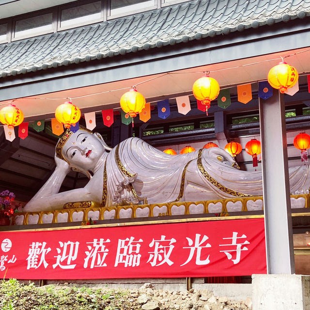 靈鷲山修行聖地|走進龍潭湖邊的寂光寺 靈鷲山修行聖地|走進龍潭湖邊的寂光寺