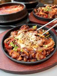 Fountain Views & Korean Soul Food — A Laidback Escape at Pocha! Suntec