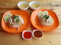 บุฟเฟ่ต์ไก่ตุ๋นมะระ 79 บาท