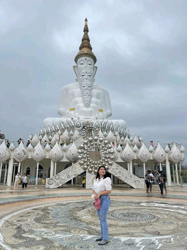 วัดพระธาตุผาซ่อนแก้ว จังหวัดเพชรบูรณ์