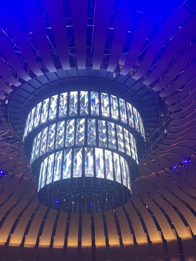 Wow. 판타스틱.마카오보다 더 마카오 같은 젊음의 핫명소 인스파이어