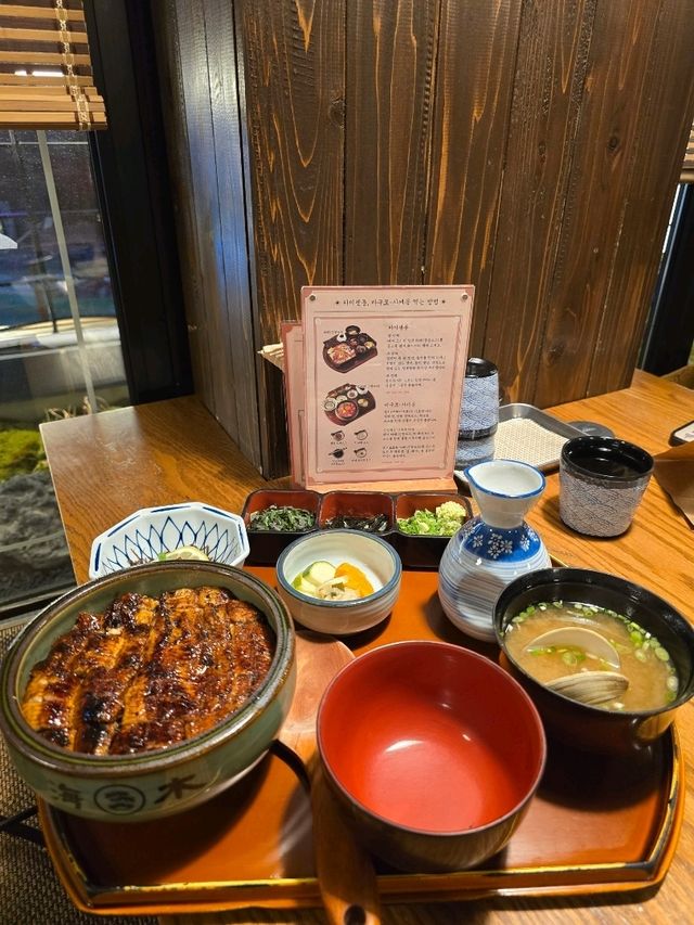 ✨【釜山美食探秘】海木鰻魚飯：讓你一秒愛上的日式美味！🍴🇰🇷✨